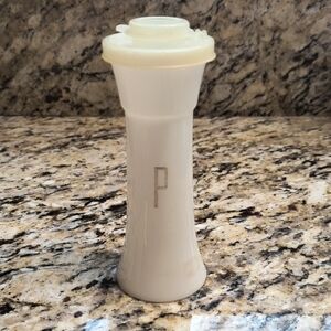 Tupperware Pepper Shaker